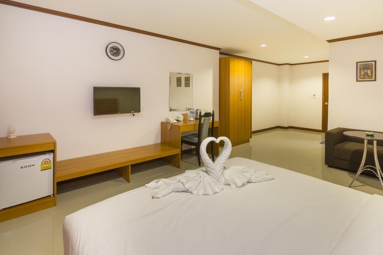 Central Avenue Residency Pattaya Extérieur photo