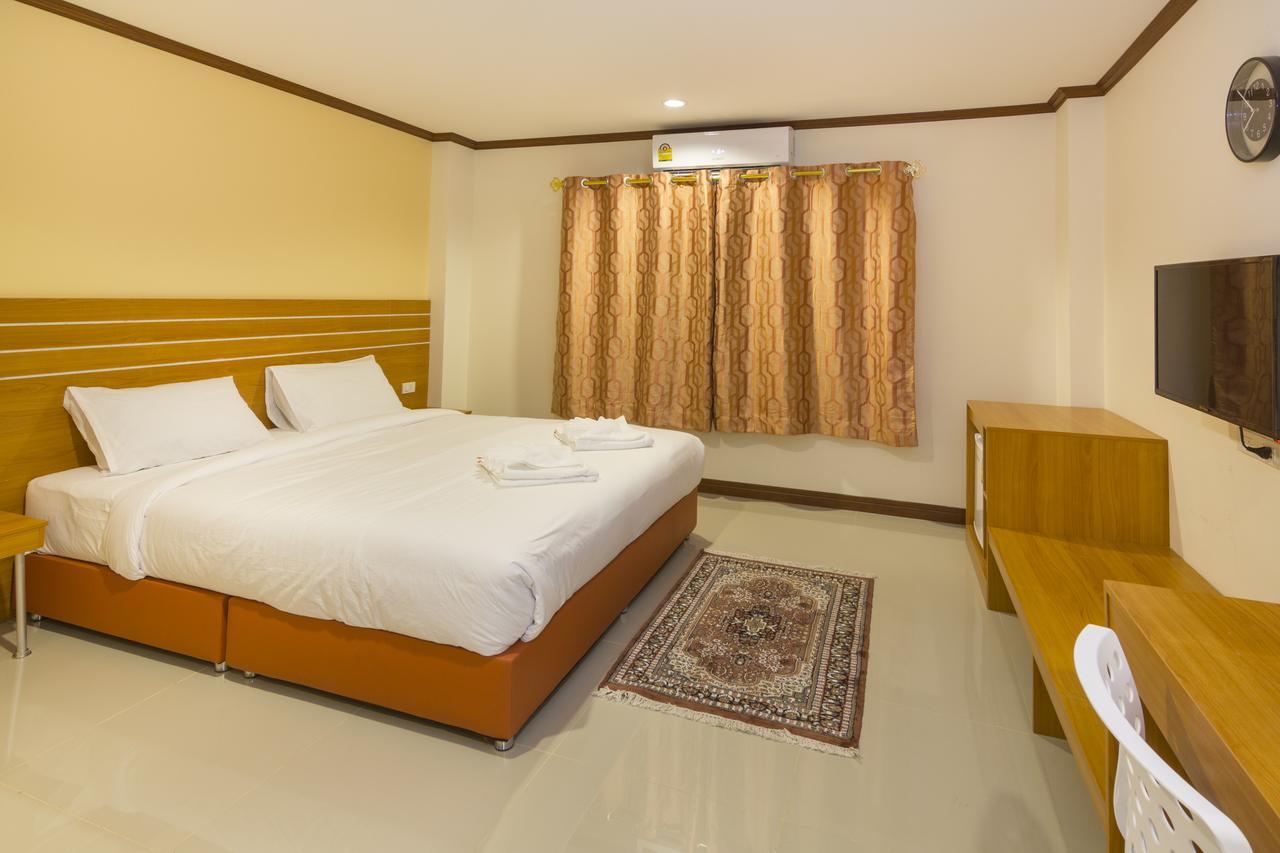 Central Avenue Residency Pattaya Extérieur photo