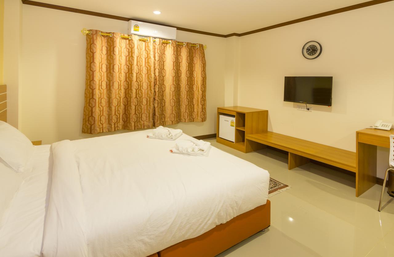 Central Avenue Residency Pattaya Extérieur photo