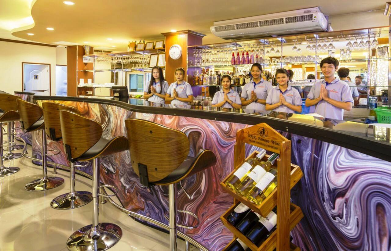 Central Avenue Residency Pattaya Extérieur photo