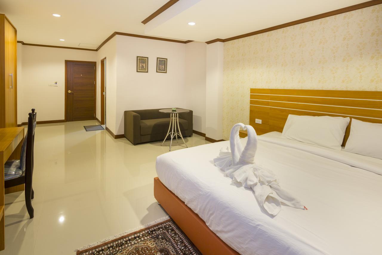 Central Avenue Residency Pattaya Extérieur photo